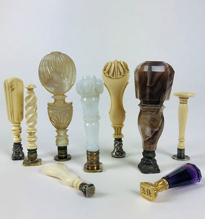 Collection of CACHETS. XIXth century Height...