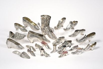 Important SET of SHOES AND SHOES in silver....