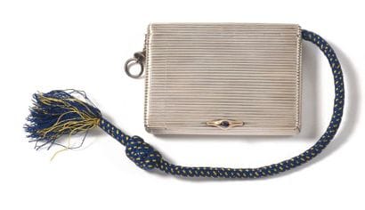 CIGARETTE CASE

Silver

Punches: 84 and woman's...