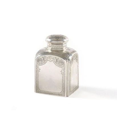 TEA BOX by OVCHINNIKOV

Engraved silver

Marked:...