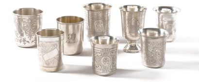 LOT of 8 LARGE GLASSES AND TIMBALS

Engraved...