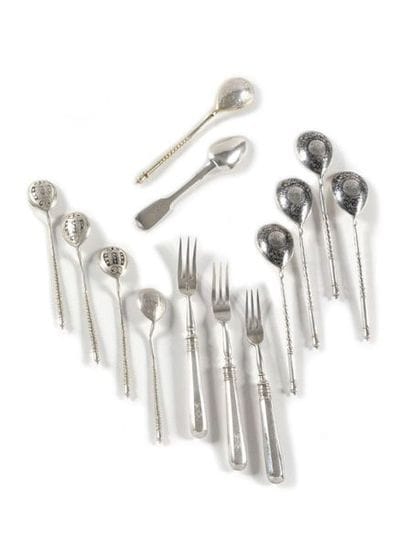 LOT of 4 teaspoons, 4 teaspoons, 3 dessert...