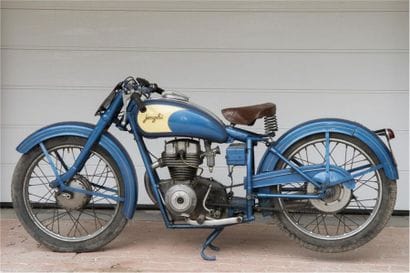 1951 JONGHI 125
Succession de Monsieur X

Type...