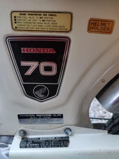 1969 HONDA DAX
Cadre numéro ST70-555481

Moteur...