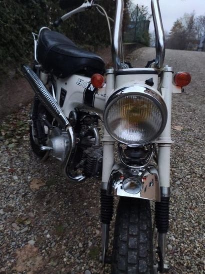 1969 HONDA DAX
Cadre numéro ST70-555481

Moteur...