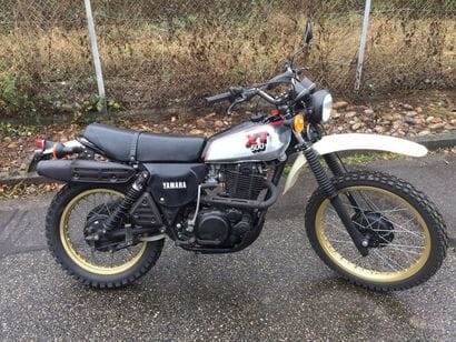 1981 YAMAHA 500 XT
Type 1U6 

Numéro 140824



Apparue...