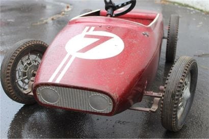 Lotus F1

Voiture à pédales de marque MG...