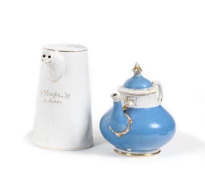 CARAFE 

« R.Keler et Co à Moscou ». Céramique....