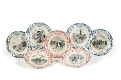 LOT DE 7 ASSIETTES SUR LE SUJET DE LA GUERRE...