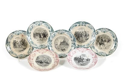 LOT DE 7 ASSIETTES SUR LE SUJET DE LA GUERRE...