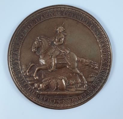 MEDAILLE EN BRONZE. Avers : Charles Philippe,...