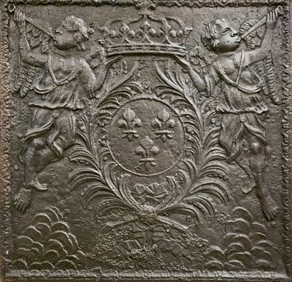 PLAQUE DE CHEMINEE AUX GRANDES ARMES DE FRANCE...