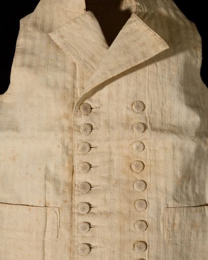 GILET DE LOUIS XVII PORTE AU TEMPLE. En coton...