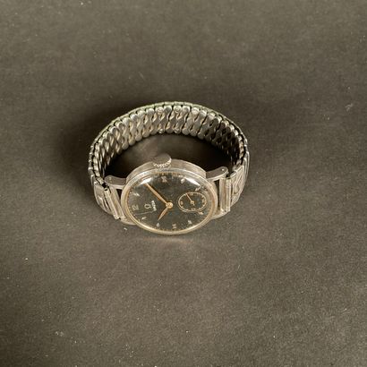 OMEGA 30T2. Ref : 2364-2. Circa 1950. Stainless...