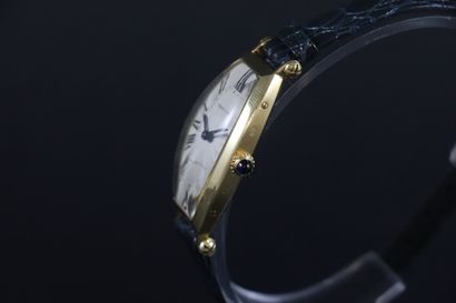 CARTIER TONNEAU Ref: 102XXX. Case back ref...