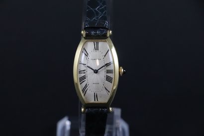 CARTIER TONNEAU Ref: 102XXX. Case back ref...