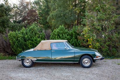 1968 CITROËN DS 21M CABRIOLET
Série 4488583

Moteur...
