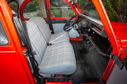 CITROEN 2CV 6
_Allemande d’origine

_Jamais...