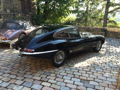 1964 JAGUAR TYPE E SERIE 1 3,8L FHC
Numéro...