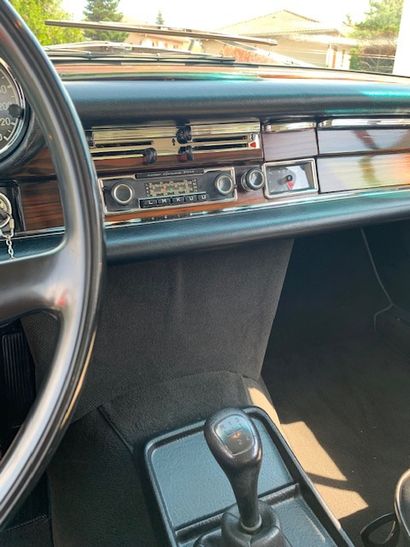 1970 MERCEDES BENZ 280 SE 3.5 COUPE
	Ligne...