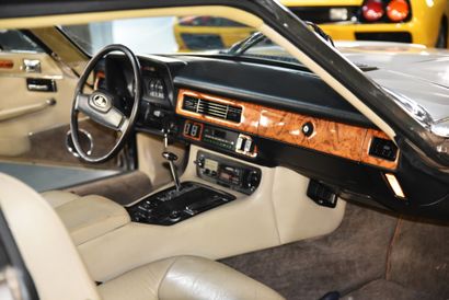 1986 JAGUAR XJ-SC
Châssis n° SAJJNACW4CC13321

Carte...