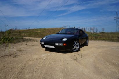 1995 PORSCHE 928 GTS
_Superbe Configuration

_Historique...