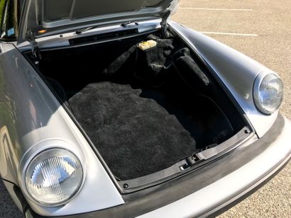 1989 PORSCHE 911 CARRERA SPEEDSTER
Numéro...