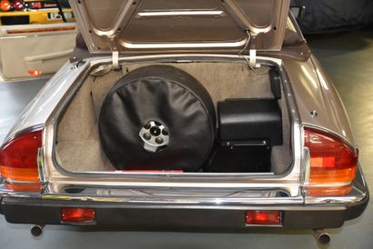 1986 JAGUAR XJ-SC
Châssis n° SAJJNACW4CC13321

Carte...