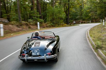 1961 PORSCHE 356 B ROADSTER
Châssis n° 89295...