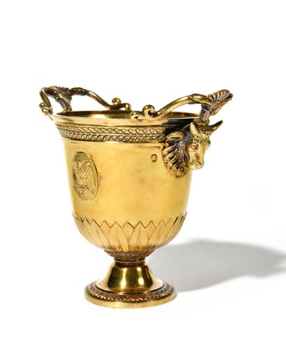 
MADAME MERE Beautiful pair of cream pots,...
