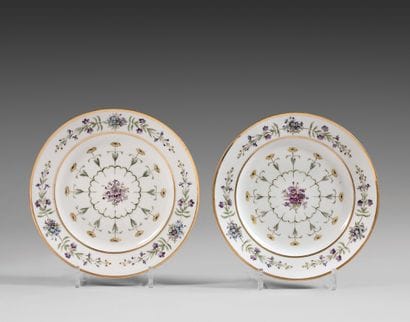 
SÈVRES Two porcelain plates of the service...