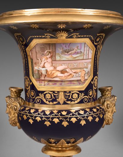 
SÈVRES Pair of Medici vases in hard porcelain...
