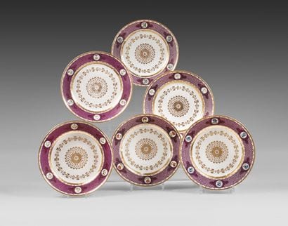 
SÈVRES Suite of six porcelain plates decorated...
