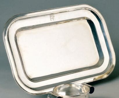 JEAN E. PUIFORCAT. Circa 1930
Grand plat...