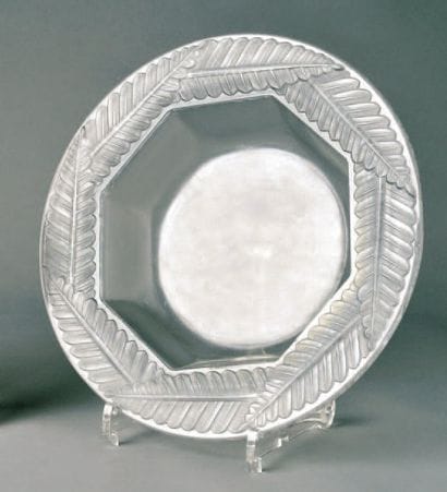 LALIQUE René (1860-1945)
Plat 