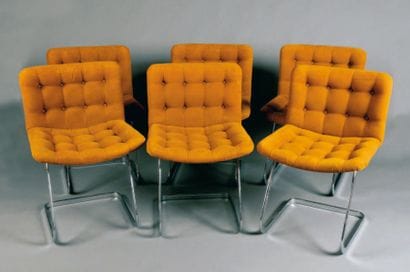 ROBERT HAUSSMAN
Suite de six chaises modèle...