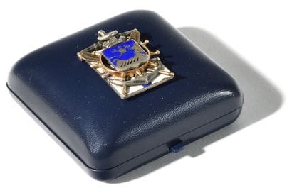 INSIGNE de récompense pour le premier prix...