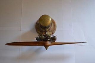 MOTEUR GNOME
Mascotte en bronze nickelé...