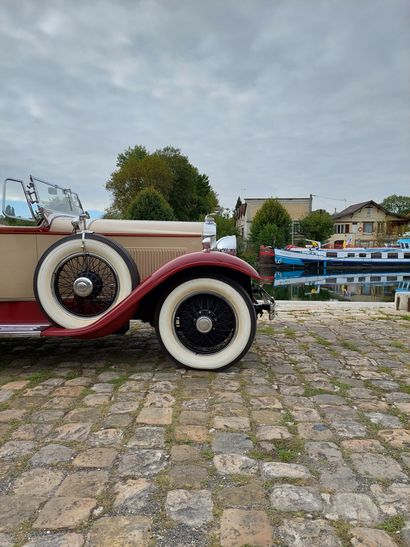 1930 PACKARD 
N° de série 286290(01) 

Bel...