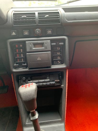 1985 PEUGEOT 

