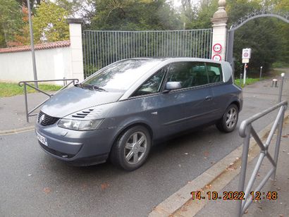 2001 RENAULT 
