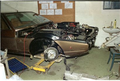 1977 LAMBORGHINI 
