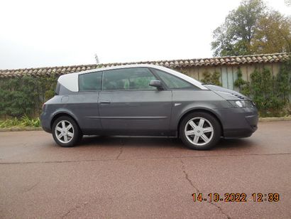 2001 RENAULT 
