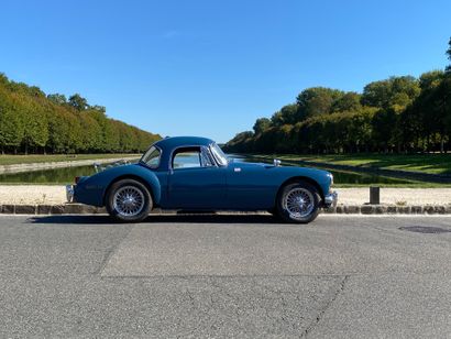 1958 MG 
N° de série : HMD25594 Bel état

Intérieur...