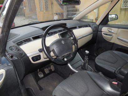 2001 RENAULT 
