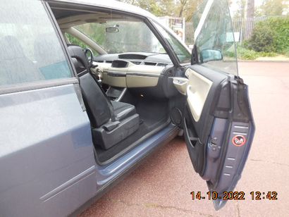 2001 RENAULT 

