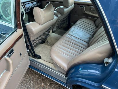 1971 MERCEDES-BENZ 
