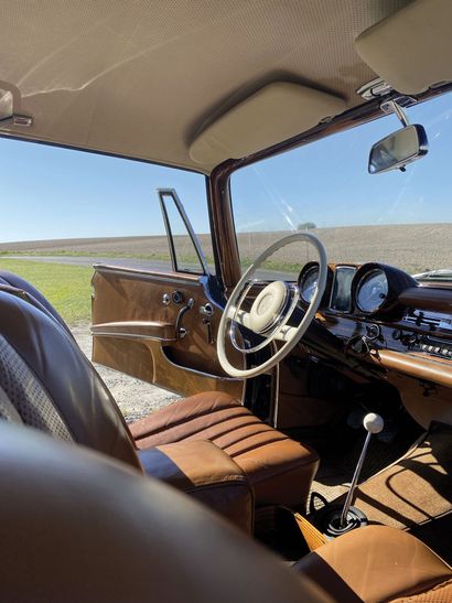 1969 MERCEDES-BENZ 
