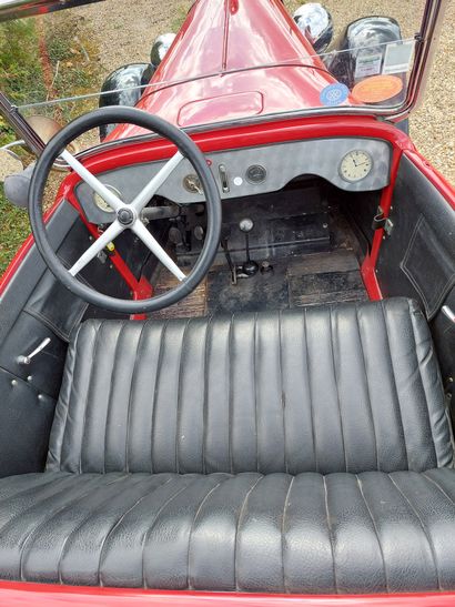1925 CITROEN 
Fabriquée par Citroën d'octobre...