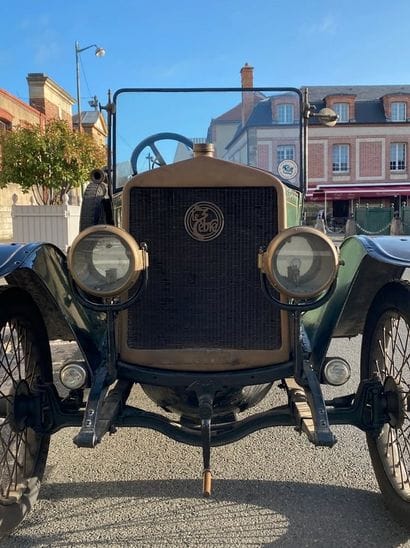 1913 LE ZEBRE

Châssis N 5524



6 HP 


Type...